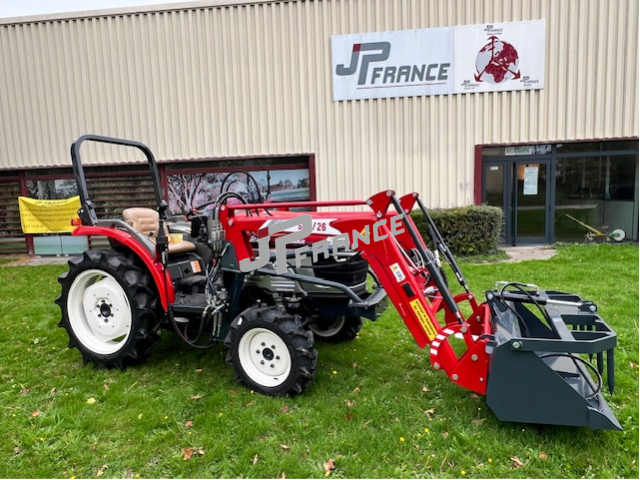 Produits JP FRANCE - YANMAR 22CV 4RM D'OCCASION REVISÉ + CHARGEUR MULTIFONCTION NEUF - OFFRES SPÉCIALES DU MOMENT - Tracteurs et Microtracteurs - OCCASIONS - OFFRES SPÉCIALES DU MOMENT