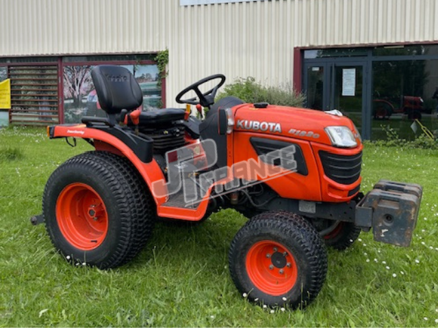 Produits JP FRANCE - KUBOTA 1820 18CV 3 CYLINDRES DIESEL 4 RM / DIRECTION ASSISTEE OCCASION - OFFRES DU MOMENT - Tracteurs et Microtracteurs - OCCASIONS - OFFRES DU MOMENT